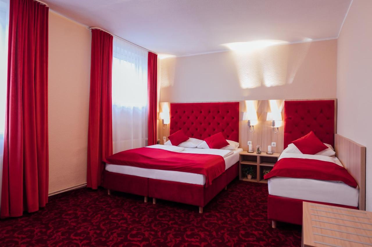 Hotel CULT Hamburg-Harburg Buitenkant foto