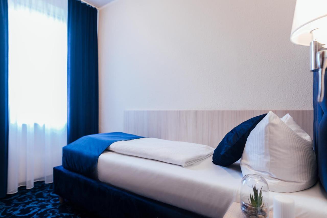 Hotel CULT Hamburg-Harburg Buitenkant foto