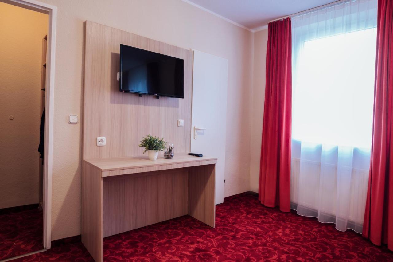 Hotel CULT Hamburg-Harburg Buitenkant foto